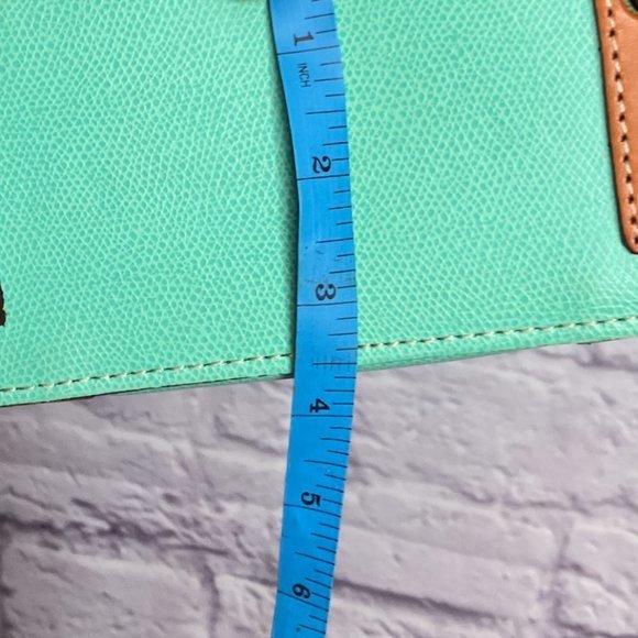 Dooney & Bourke Spearmint Pebble Leather Turn Locket Pocket Bucket Bag Purse - Picture 13 of 13